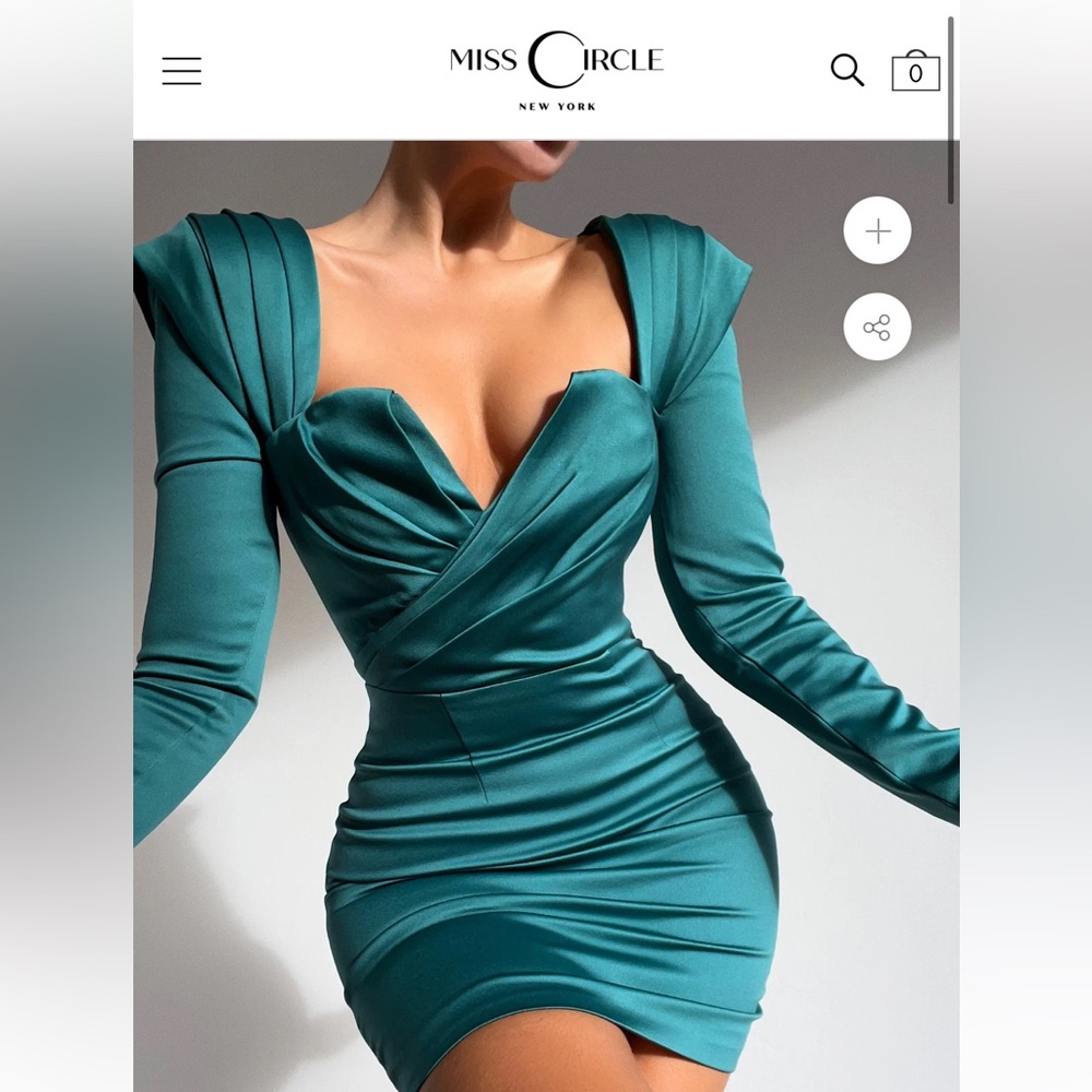 Miss Circle Green Dress